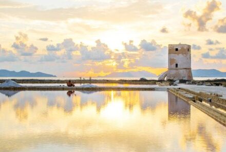 Le Saline, la Porta del Sole e tramonti unici al mondo: perché Trapani merita l’Unesco