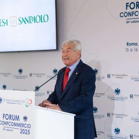 SANGALLI: “CONSUMI ANCORA DEBOLI, MENO TASSE E PIÙ FIDUCIA PER RILANCIARE L’ECONOMIA”