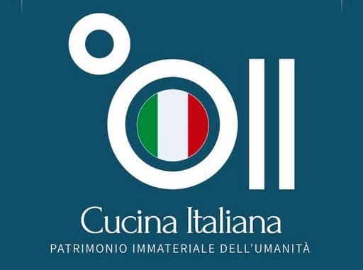 𝐥𝐚 𝐂𝐮𝐜𝐢𝐧𝐚 𝐈𝐭𝐚𝐥𝐢𝐚𝐧𝐚 𝐞̀ 𝐏𝐚𝐭𝐫𝐢𝐦𝐨𝐧𝐢𝐨 𝐂𝐮𝐥𝐭𝐮𝐫𝐚𝐥𝐞 𝐈𝐦𝐦𝐚𝐭𝐞𝐫𝐢𝐚𝐥𝐞 𝐝𝐞𝐥𝐥’𝐔𝐦𝐚𝐧𝐢𝐭𝐚̀!