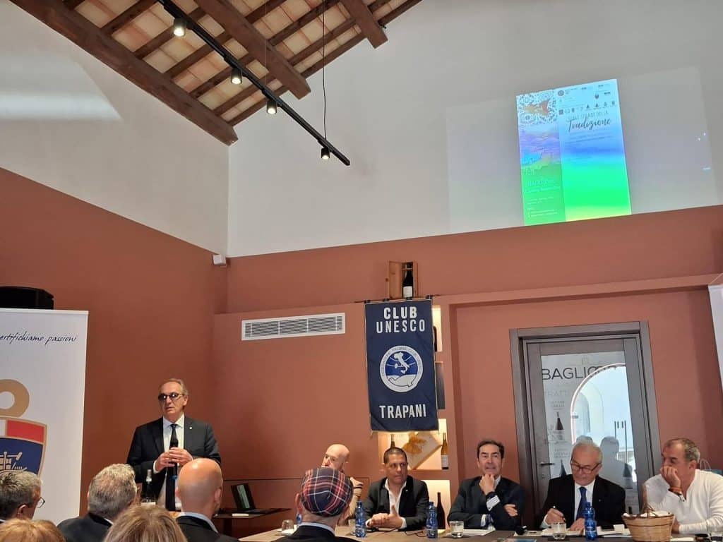 Sulle Strade della Tradizione: a Marsala un fronte comune per il futuro delle Saline e del Turismo Lento